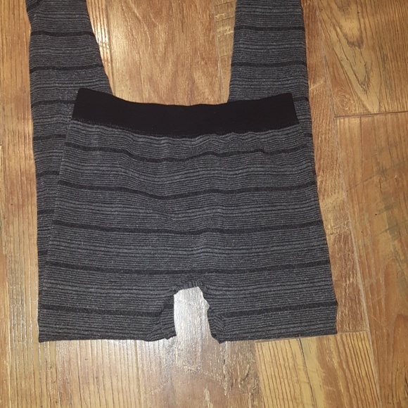 Gold metal leggings - Picture 3 of 4